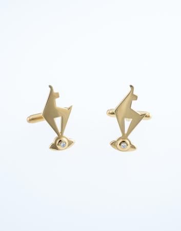 Yellow gold chamois cufflinks with brilliant